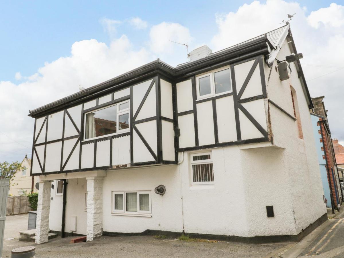 Daisy'S Den Apartamento Whitby Exterior foto
